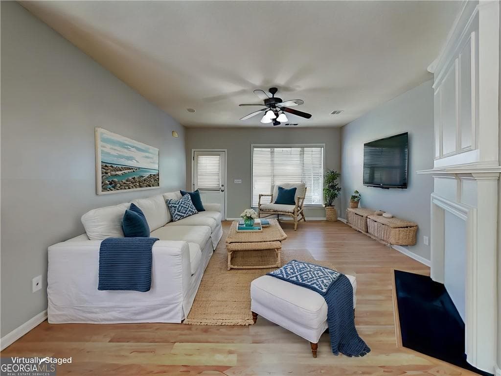 3 bedroom, 3 bathroom, 1,436 sq ft single family residence for sale at 1627 Heyford Circle, Kennesaw, GA 30152 — photo 4