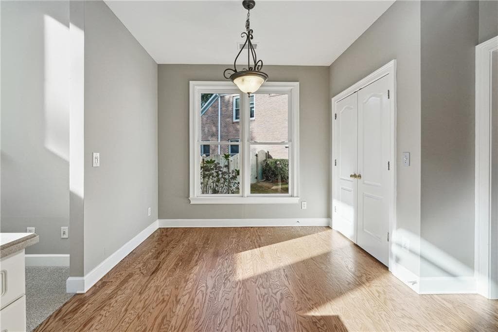 5 bedroom, 4 bathroom, 3,000 sq ft single family residence for rent at 230 Brookeivey Lane, Milton, GA 30004 for $4,500 a month — photo 6