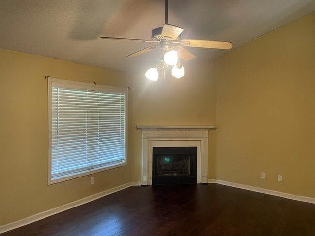 4 bedroom, 3 bathroom, 2,208 sq ft single family residence under contract at 326 Honeysuckle Terrace, Auburn, GA 30011 — photo 6