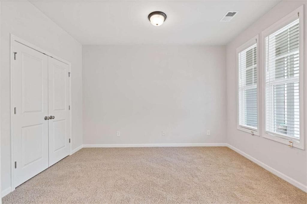 3 bedroom, 3 bathroom, 1,762 sq ft townhouse for sale at 383 Summerville Lane 10, Athens, GA 30606 — photo 4