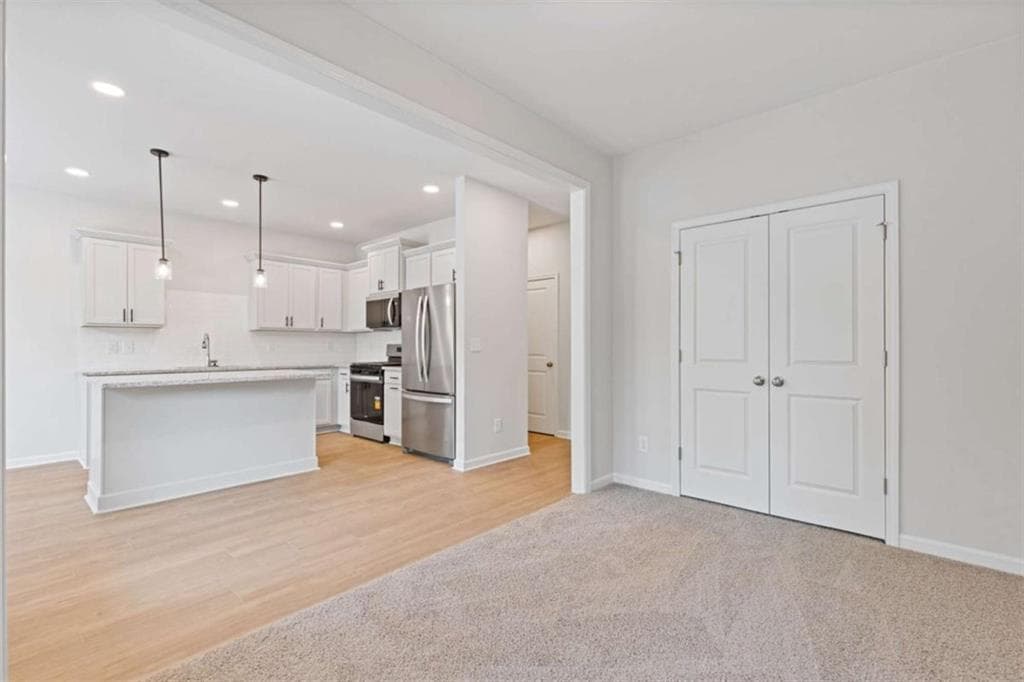 3 bedroom, 3 bathroom, 1,762 sq ft townhouse for sale at 383 Summerville Lane 10, Athens, GA 30606 — photo 5