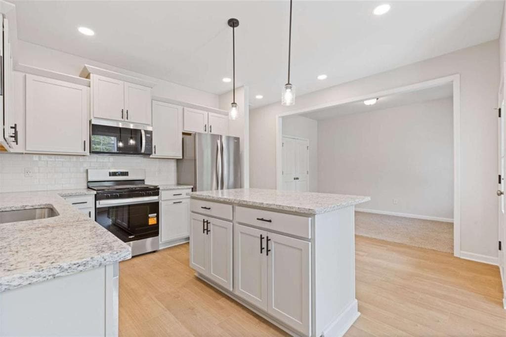3 bedroom, 3 bathroom, 1,762 sq ft townhouse for sale at 383 Summerville Lane 10, Athens, GA 30606 — photo 9