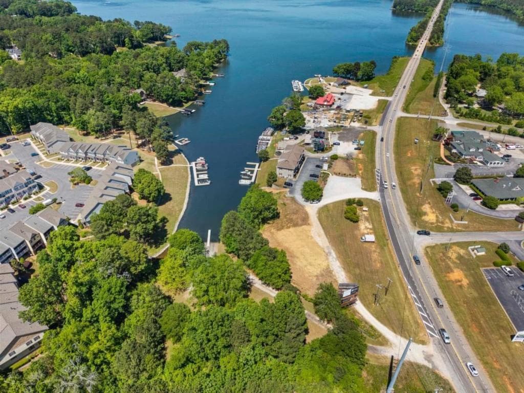 unimproved land for sale at 1127 Lake Oconee Parkway, Eatonton, GA 31024 — photo 1 of 24