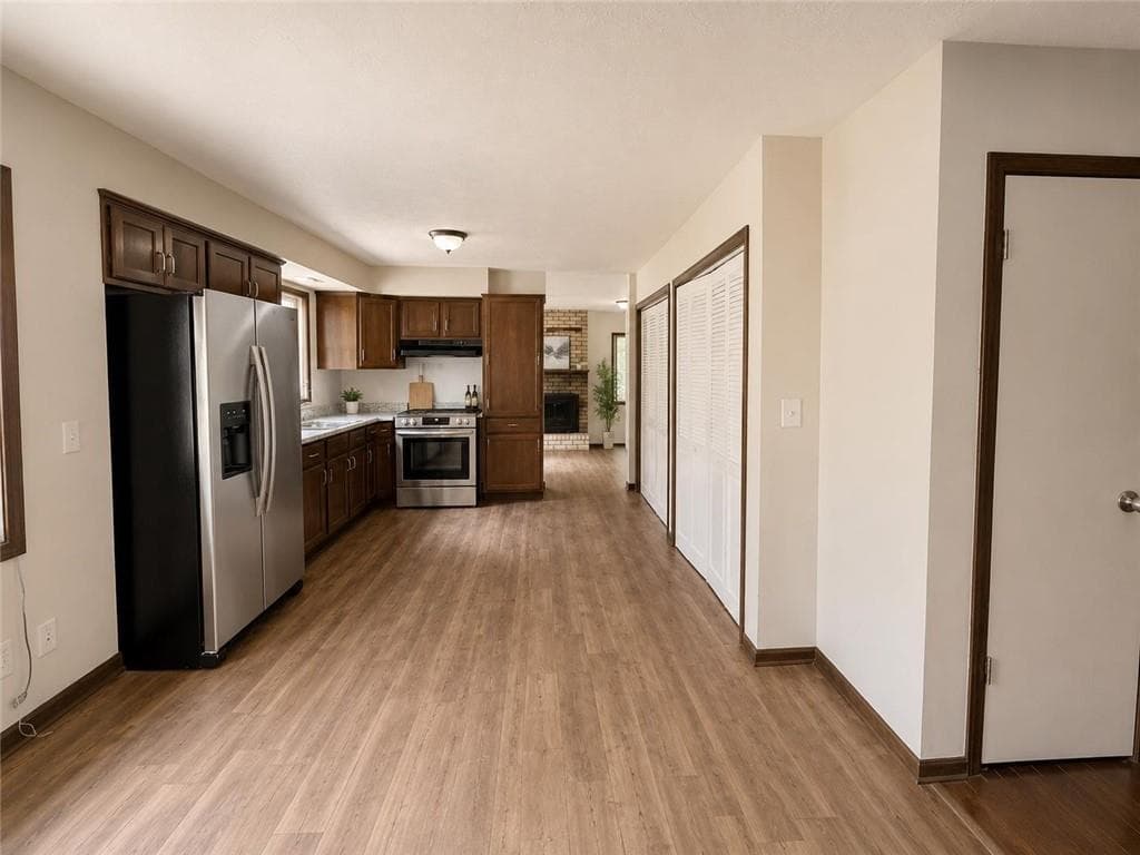 3 bedroom, 2 bathroom, 1,329 sq ft single family residence under contract at 6451 Valley Dale Drive 2, Riverdale, GA 30274 — photo 4