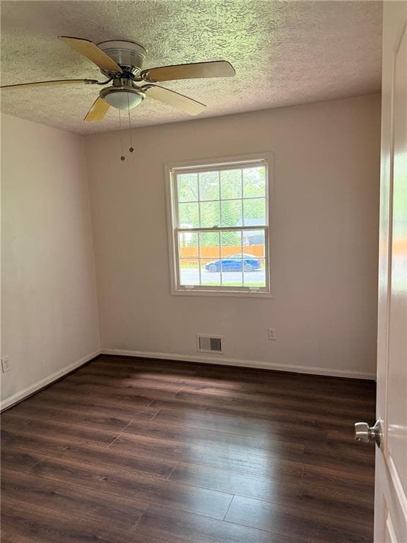 3 bedroom, 2 bathroom, 1,329 sq ft single family residence under contract at 6451 Valley Dale Drive 2, Riverdale, GA 30274 — photo 9