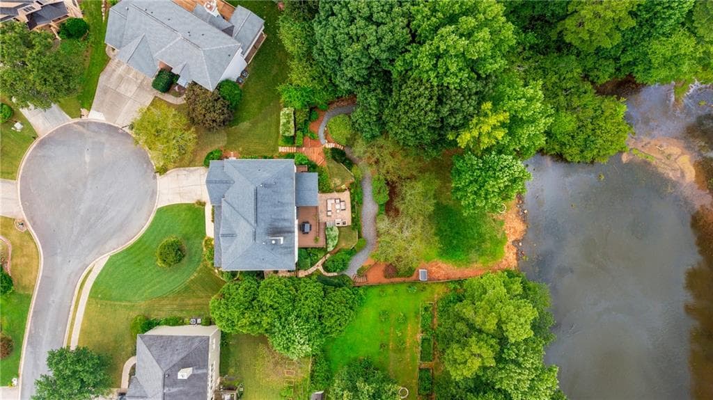 6 bedroom, 4 bathroom, 4,738 sq ft home for sale at 5001 Preservation Pointe, Kennesaw, GA