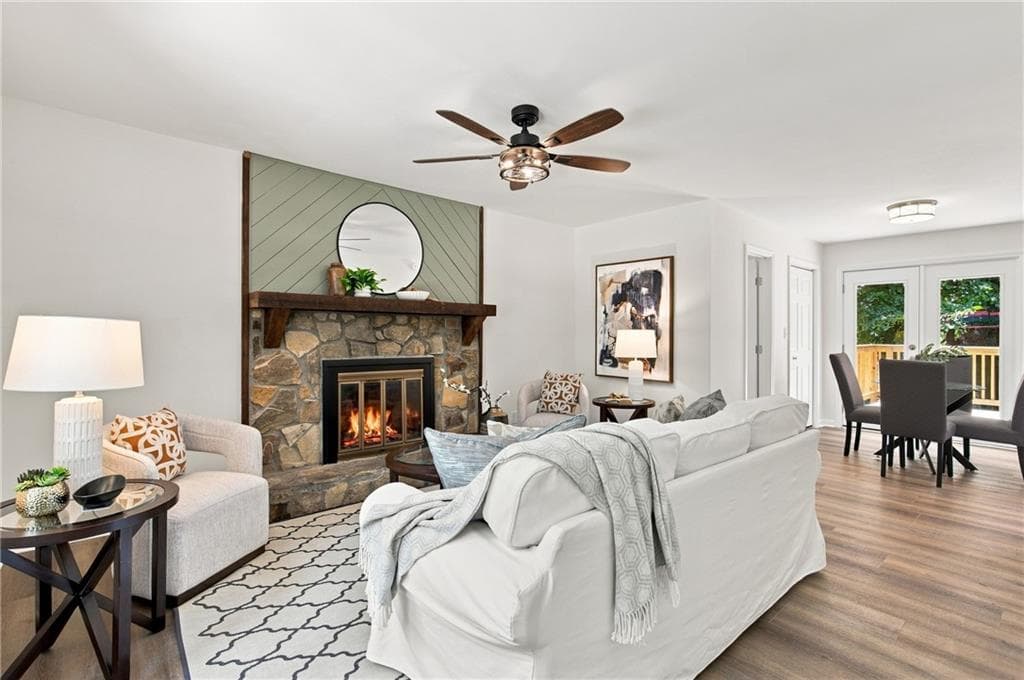 3 bedroom, 3 bathroom, 3,104 sq ft single family residence for sale at 835 Omaha Drive, Norcross, GA 30093 — photo 3