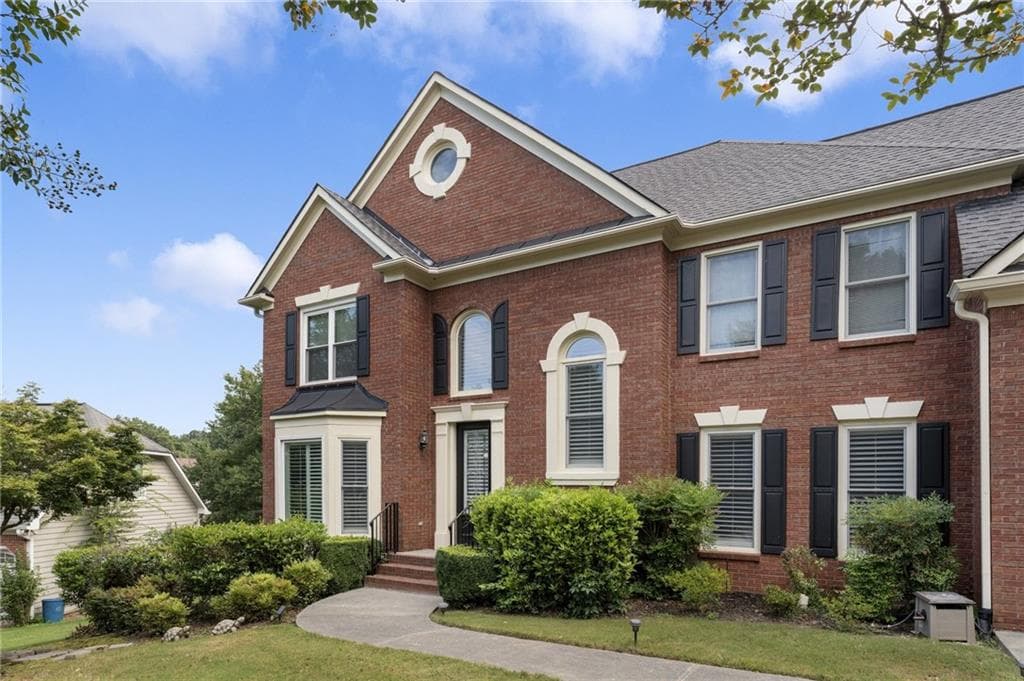 5 bedroom, 4 bathroom, 3,576 sq ft single family residence under contract at 5520 Camden Lake Pointe, Acworth, GA 30101 — photo 2