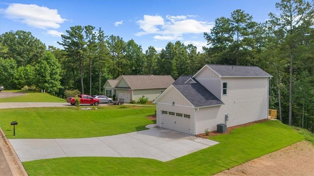 3 bedroom, 3 bathroom, 1,624 sq ft single family residence for sale at 370 West Woods Drive, Dahlonega, GA 30533 — photo 3