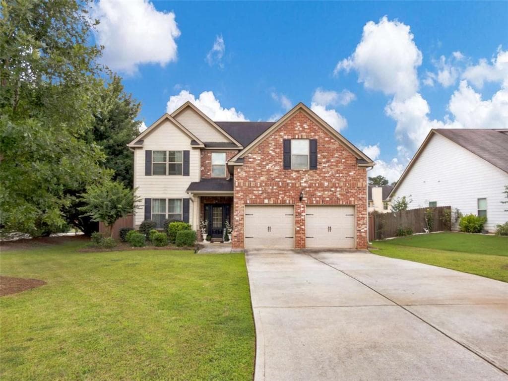 4 bedroom, 3 bathroom, 2,442 sq ft single family residence under contract at 601 Winners Circle, Locust Grove, GA 30248 — photo 2