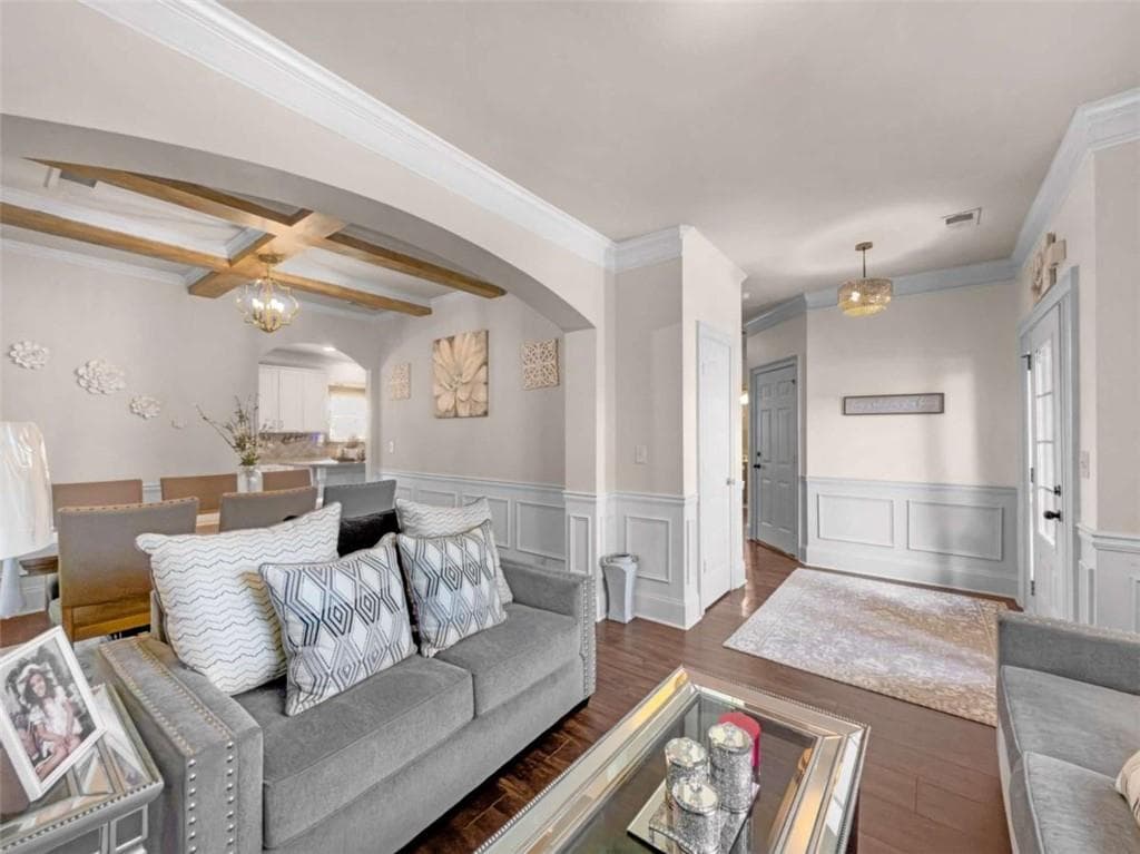 4 bedroom, 3 bathroom, 2,442 sq ft single family residence under contract at 601 Winners Circle, Locust Grove, GA 30248 — photo 7