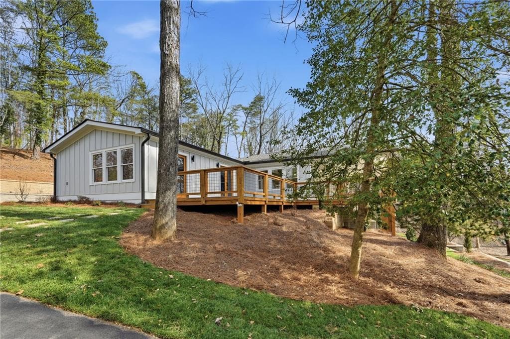 5 bedroom, 4 bathroom, 1,753 sq ft single family residence for sale at 3454 Green Apple Road, Gainesville, GA 30506 — photo 7