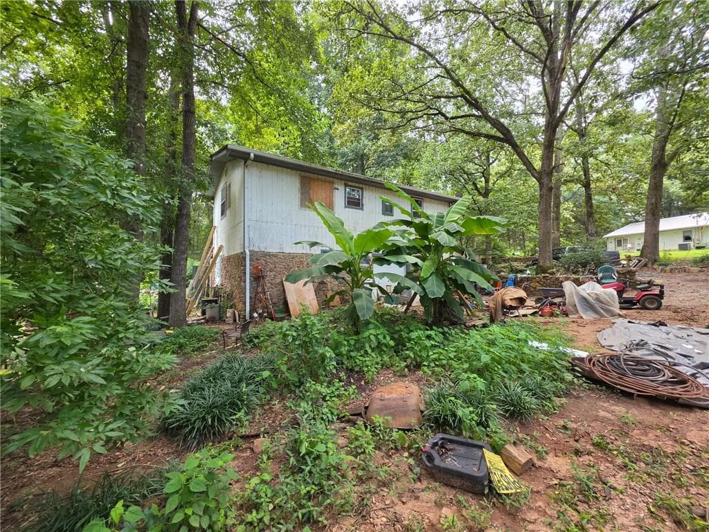 3 bedroom, 1 bathroom, 2,264 sq ft single family residence under contract at 344 Mitchell Road, Maysville, GA 30558 — photo 5