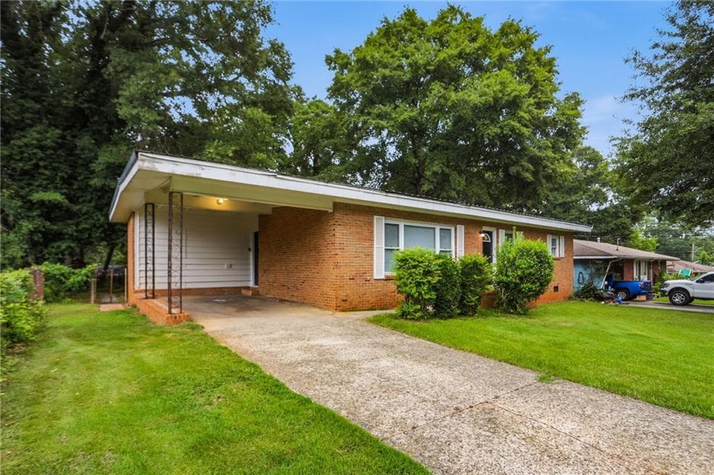 3 bedroom, 2 bathroom, 1,294 sq ft single family residence for sale at 25 Larose Circle, Marietta, GA 30060 — photo 2
