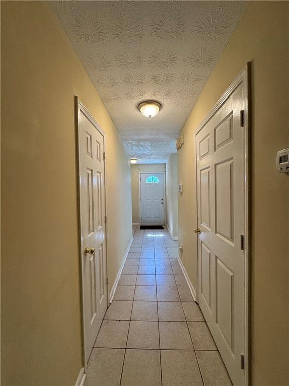 2 bedroom, 3 bathroom, 1,292 sq ft townhouse under contract at 7237 Crestside Drive, Austell, GA 30168 — photo 2