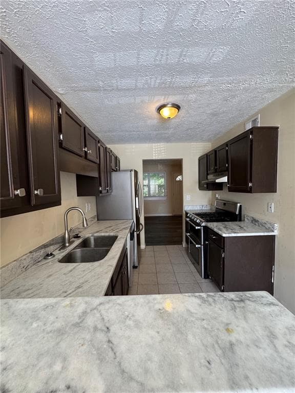 2 bedroom, 3 bathroom, 1,292 sq ft townhouse under contract at 7237 Crestside Drive, Austell, GA 30168 — photo 5