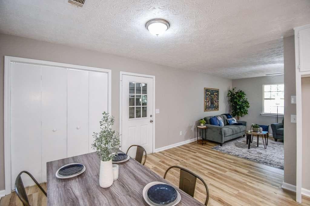 3 bedroom, 2 bathroom, 1,154 sq ft single family residence for sale at 110 E Country Woods Drive, Covington, GA 30016 — photo 8