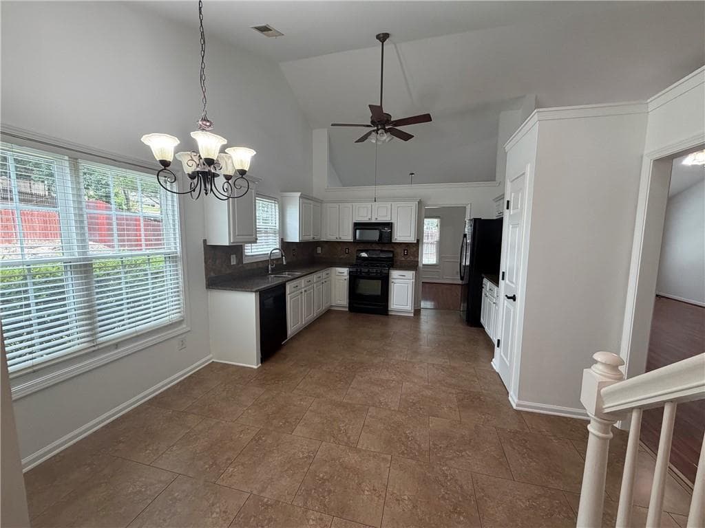 4 bedroom, 2 bathroom, 2,057 sq ft single family residence for rent at 1430 Whatley Mill Circle, Lawrenceville, GA 30045 for $2,295 a month — photo 2