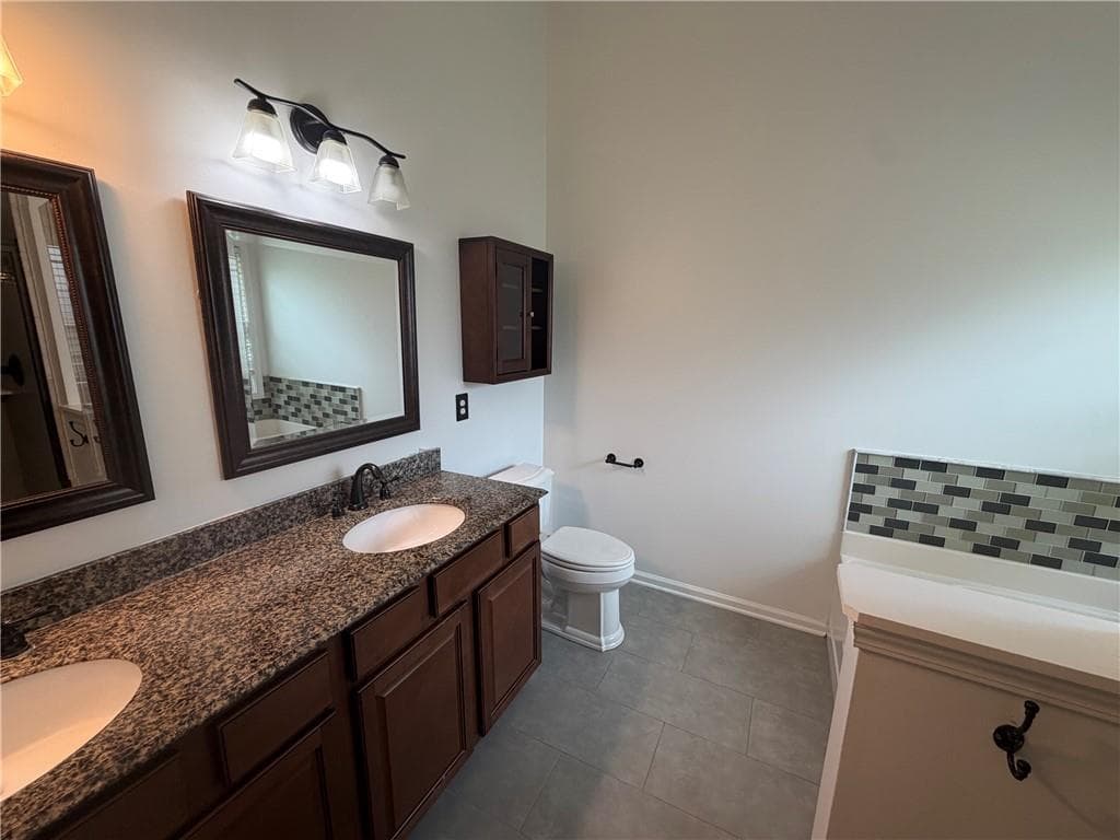 4 bedroom, 2 bathroom, 2,057 sq ft single family residence for rent at 1430 Whatley Mill Circle, Lawrenceville, GA 30045 for $2,295 a month — photo 6