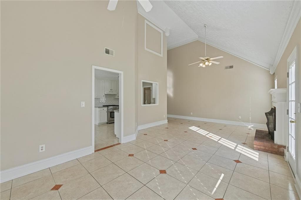 4 bedroom, 2 bathroom, 2,026 sq ft single family residence for sale at 2084 Green Gate Place, Grayson, GA 30017 — photo 10
