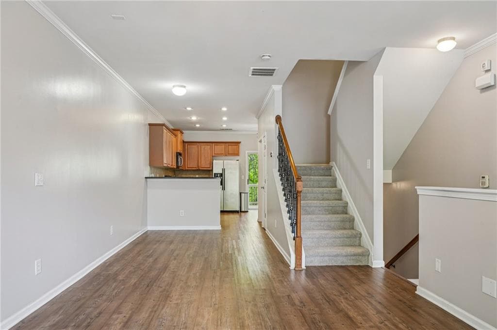 3 bedroom, 4 bathroom, 1,326 sq ft townhouse for sale at 1305 Liberty Parkway, Atlanta, GA 30318 — photo 5