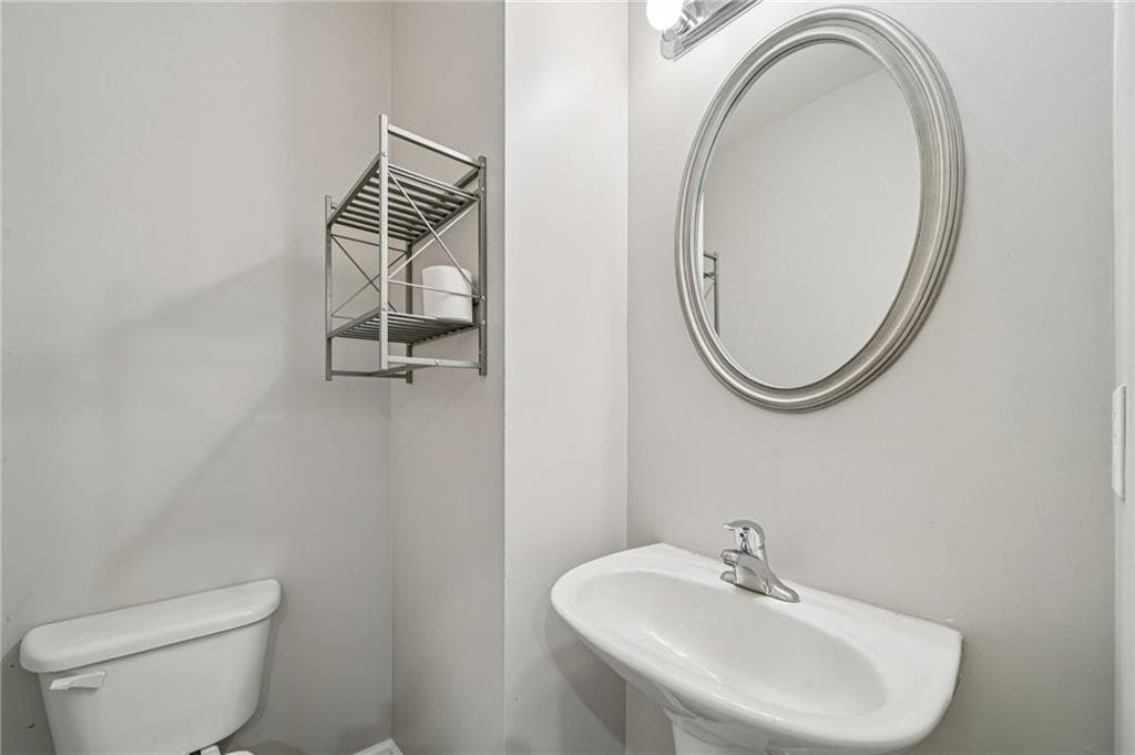 3 bedroom, 4 bathroom, 1,326 sq ft townhouse for sale at 1305 Liberty Parkway, Atlanta, GA 30318 — photo 10