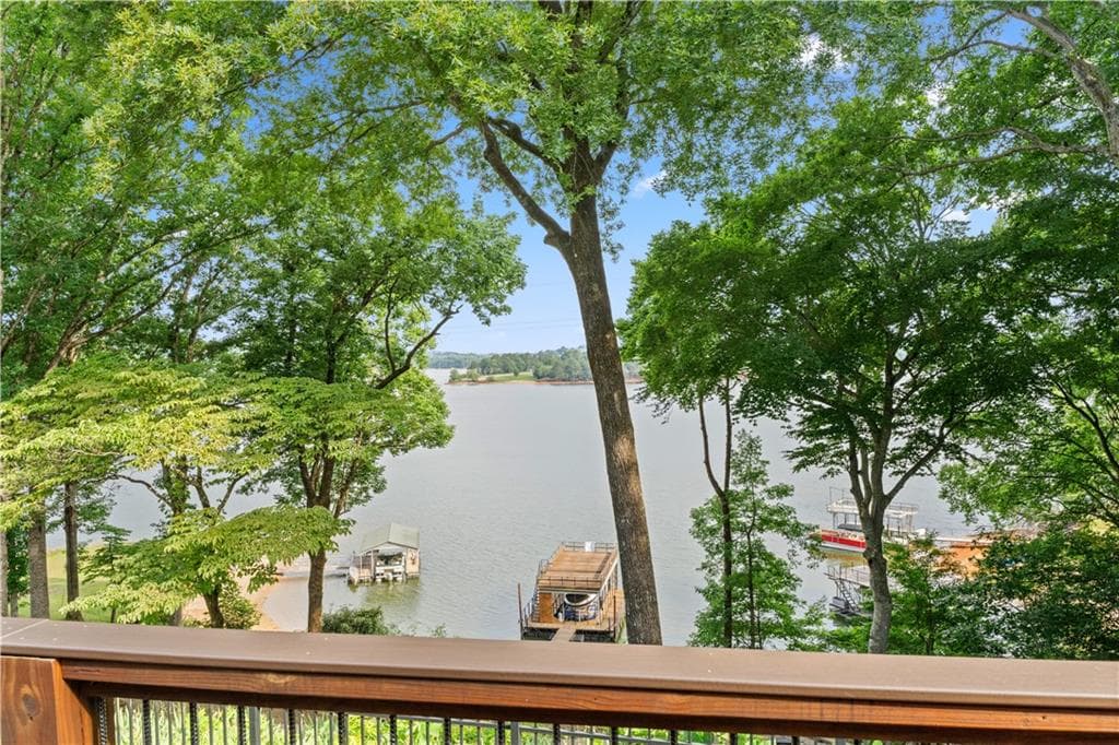 3 bedroom, 3 bathroom, 3,560 sq ft single family residence for sale at 103 Mandalay Road, Gainesville, GA 30501 — photo 5