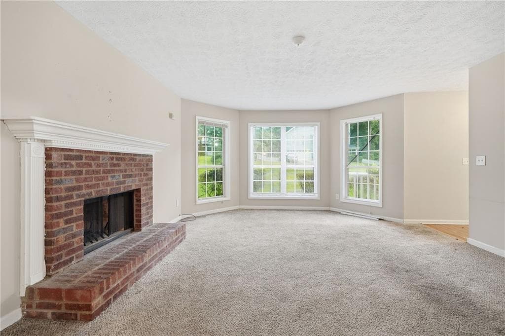 4 bedroom, 4 bathroom, 2,184 sq ft single family residence under contract at 1499 Saint Dunstans Road, Lithonia, GA 30058 — photo 9
