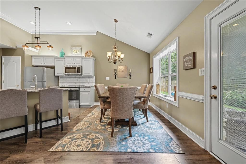 4 bedroom, 3 bathroom, 1,819 sq ft single family residence for sale at 2038 Wildcat Cliffs Lane, Lawrenceville, GA 30043 — photo 5
