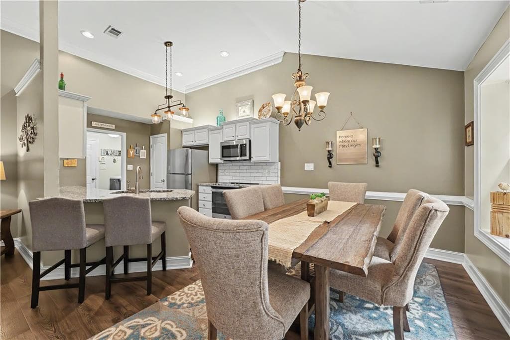 4 bedroom, 3 bathroom, 1,819 sq ft single family residence for sale at 2038 Wildcat Cliffs Lane, Lawrenceville, GA 30043 — photo 7