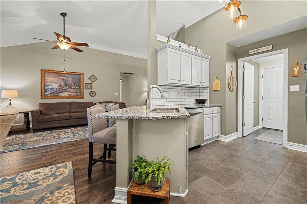 4 bedroom, 3 bathroom, 1,819 sq ft single family residence for sale at 2038 Wildcat Cliffs Lane, Lawrenceville, GA 30043 — photo 8