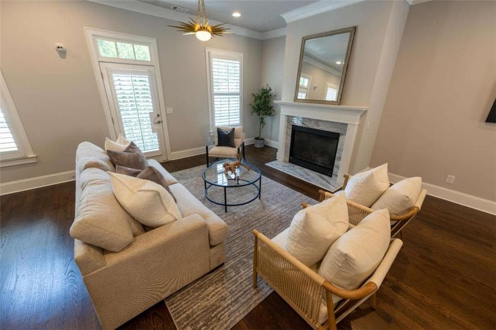 4 bedroom, 4 bathroom, 2,160 sq ft townhouse under contract at 130 Clover Court, Roswell, GA 30075 — photo 9
