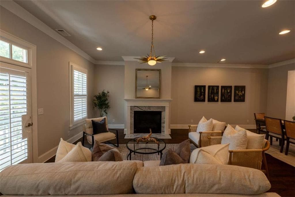 4 bedroom, 4 bathroom, 2,160 sq ft townhouse under contract at 130 Clover Court, Roswell, GA 30075 — photo 10