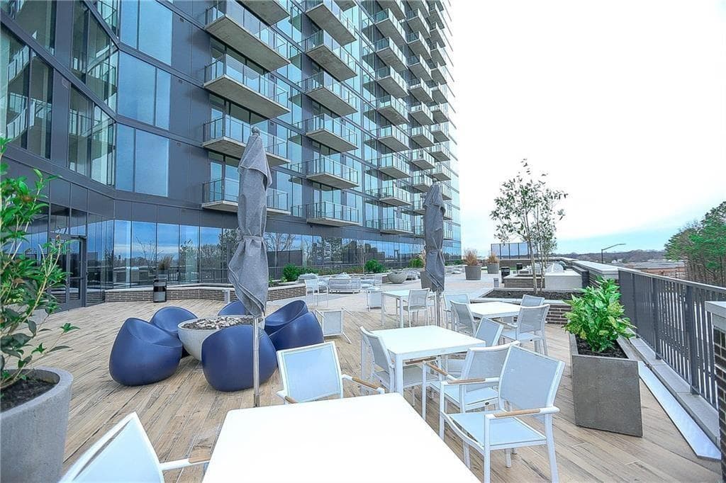 1 bedroom, 1 bathroom condominium for rent at 788 W Marietta Street 811, Atlanta, GA 30318 for $1,800 a month — photo 5