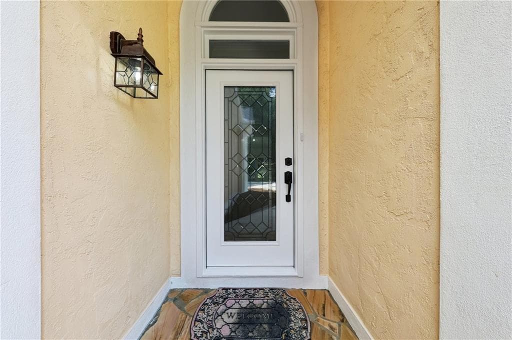 3 bedroom, 3 bathroom, 2,025 sq ft single family residence under contract at 172 Wexford Court, Stockbridge, GA 30281 — photo 5