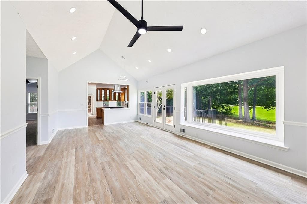 3 bedroom, 3 bathroom, 2,025 sq ft single family residence under contract at 172 Wexford Court, Stockbridge, GA 30281 — photo 9