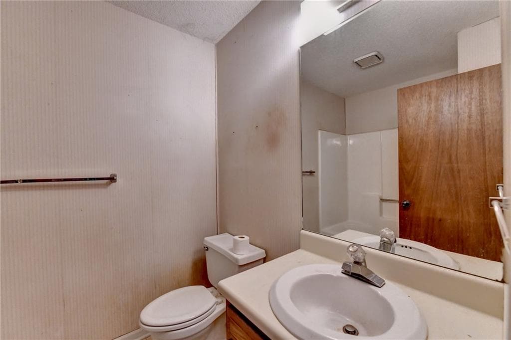 3 bedroom, 2 bathroom, 1,418 sq ft single family residence for sale at 5211 Ponderosa Farm Road, Gainesville, GA 30507 — photo 7