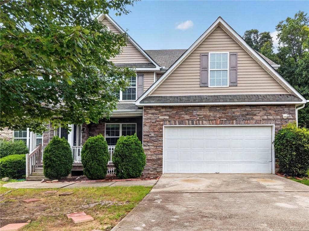 5 bedroom, 3 bathroom, 2,946 sq ft single family residence for sale at 3410 Garden Mist Circle, Auburn, GA 30011 — photo 3