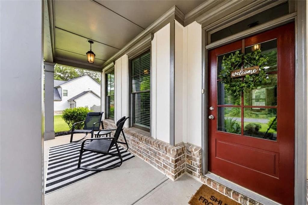 4 bedroom, 3 bathroom, 2,499 sq ft single family residence for sale at 249 Borders Street, Jefferson, GA 30549 — photo 4