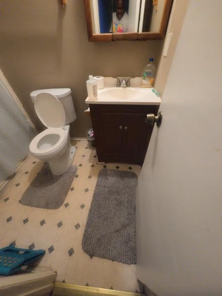 3 bedroom, 2 bathroom, 1,092 sq ft single family residence for sale at 7010 Winkfield Place, South Fulton, GA 30349 — photo 8