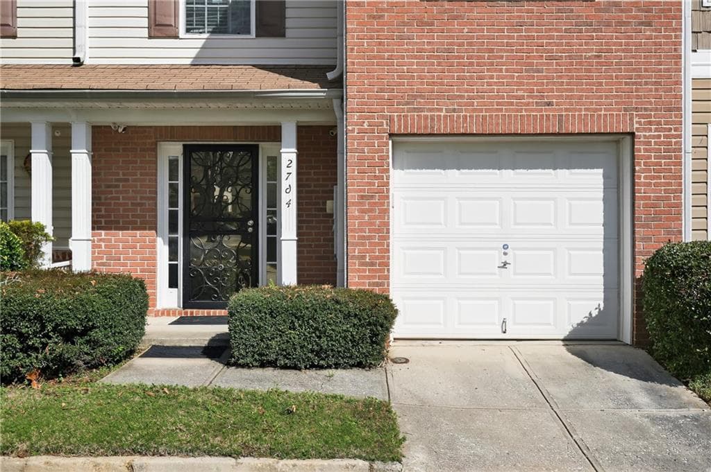 2 bedroom, 3 bathroom, 1,433 sq ft townhouse for rent at 2764 Vining Ridge Terrace, Decatur, GA 30034 for $1,700 a month