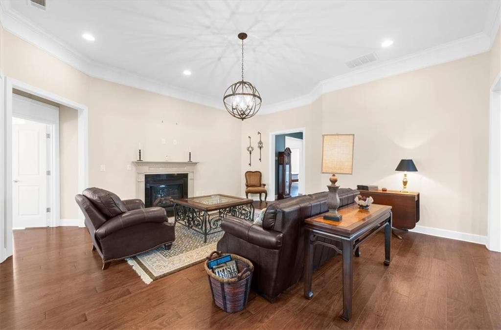 3 bedroom, 3 bathroom, 2,350 sq ft single family residence under contract at 3457 Locust Cove Road, Gainesville, GA 30504 — photo 5