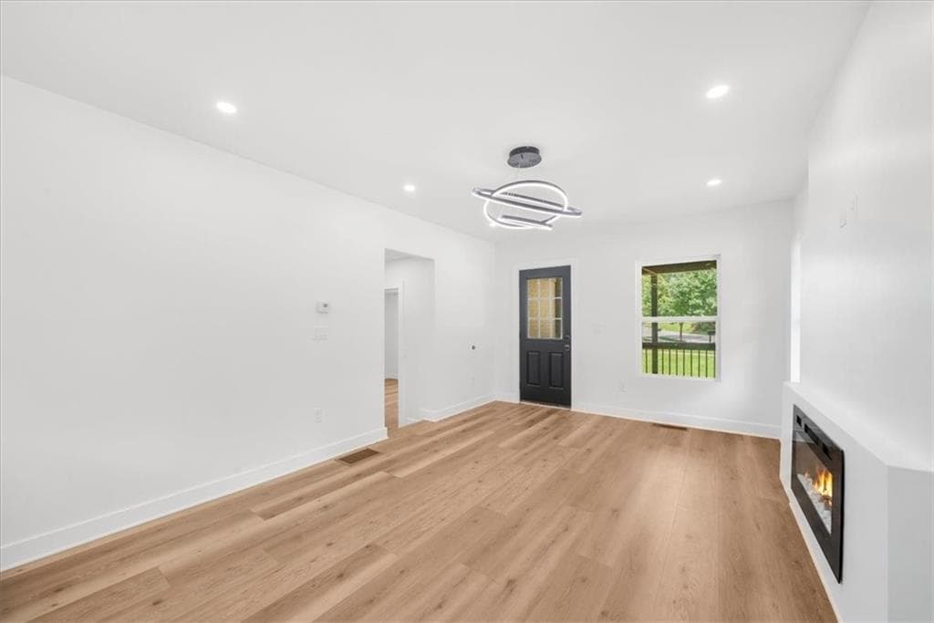 3 bedroom, 3 bathroom, 1,407 sq ft single family residence for sale at 1040 Donnelly Avenue, Atlanta, GA 30310 — photo 6