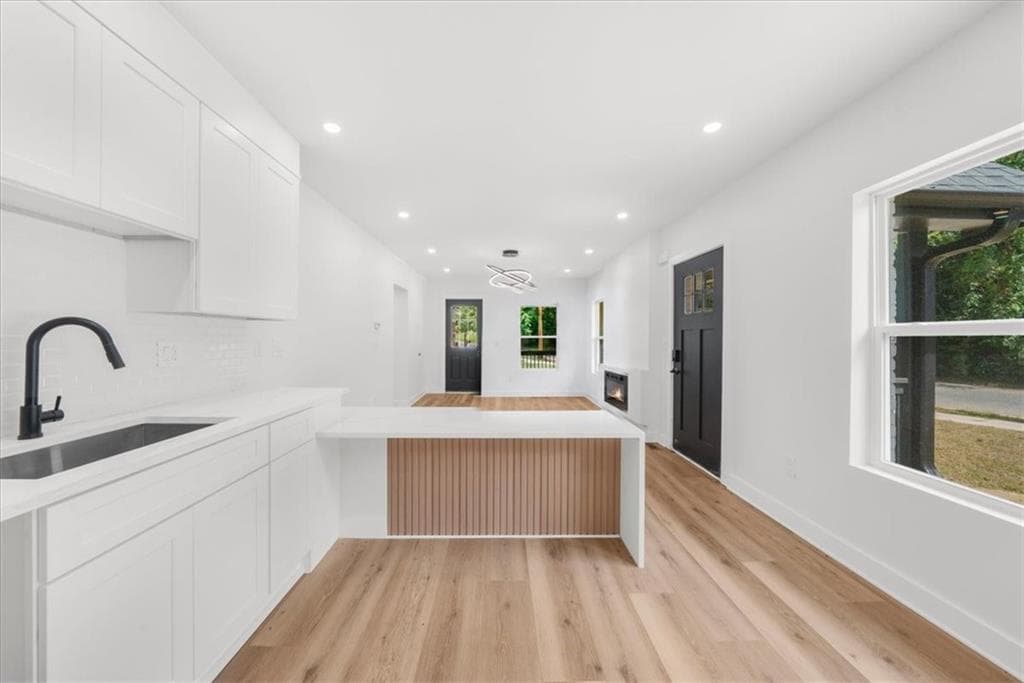 3 bedroom, 3 bathroom, 1,407 sq ft single family residence for sale at 1040 Donnelly Avenue, Atlanta, GA 30310 — photo 8