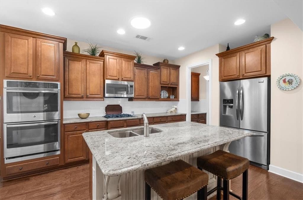 3 bedroom, 3 bathroom, 2,350 sq ft single family residence under contract at 3457 Locust Cove Road, Gainesville, GA 30504 — photo 9