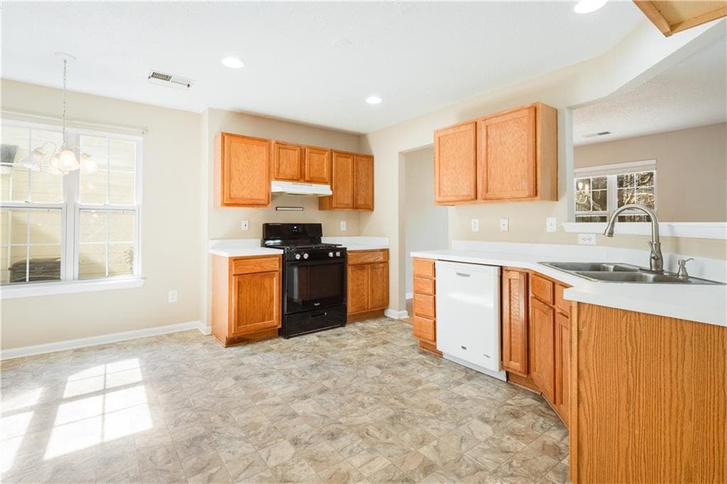 3 bedroom, 2 bathroom, 1,507 sq ft single family residence for rent at 4209 Zephyrhills Drive, Acworth, GA 30101 for $2,100 a month — photo 8