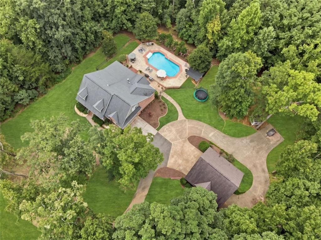5 bedroom, 4 bathroom, 3,452 sq ft single family residence for sale at 363 White Tail Ridge Road, Jasper, GA 30143 — photo 4