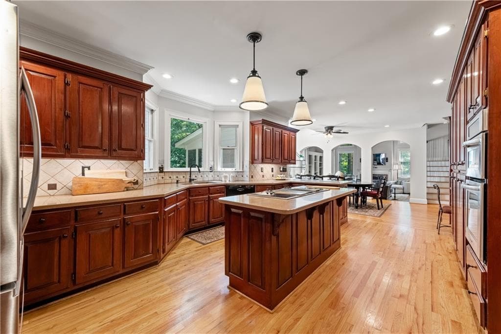 5 bedroom, 5 bathroom, 5,261 sq ft single family residence under contract at 4321 Loblolly Trail, Peachtree Corners, GA 30092 — photo 2