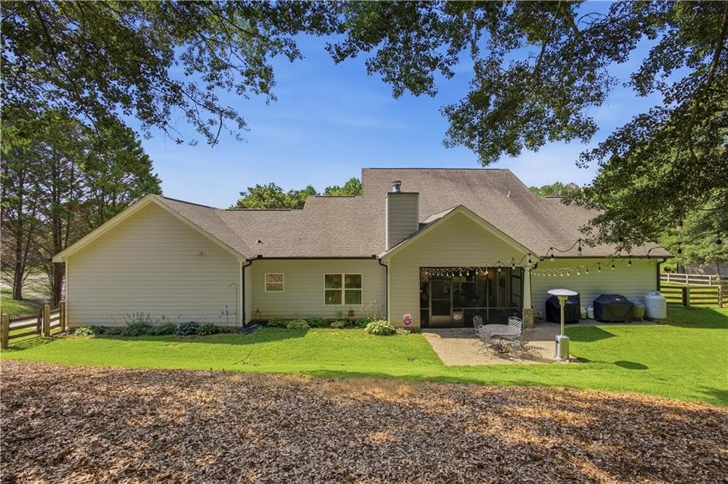 5 bedroom, 4 bathroom, 3,291 sq ft single family residence under contract at 579 New Cut Road, Braselton, GA 30517 — photo 6