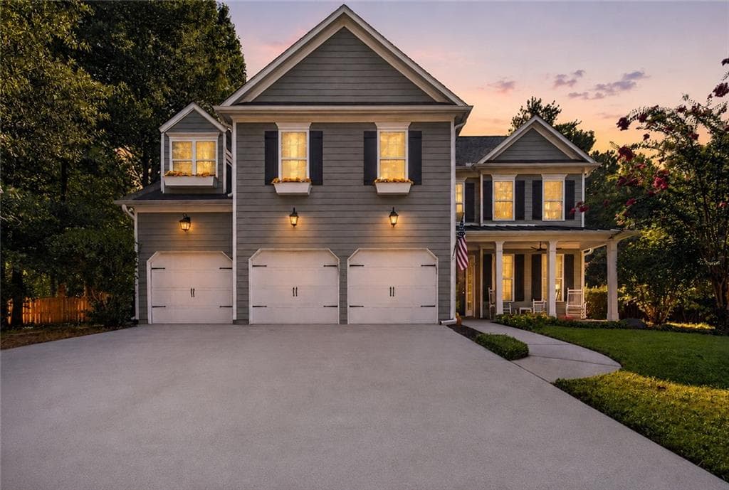 4 bedroom, 4 bathroom, 4,154 sq ft single family residence under contract at 105 Mulberry Drive, Senoia, GA 30276